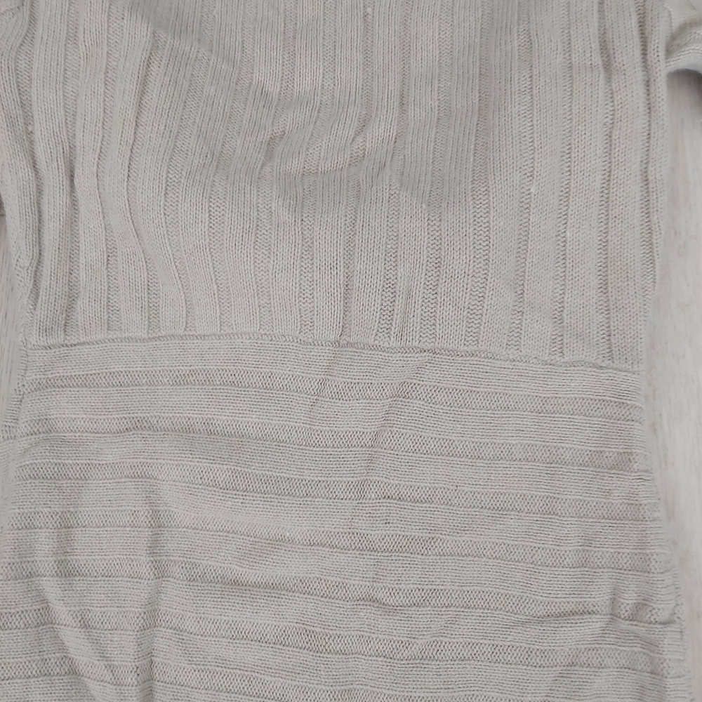Dress - Picture 4 of 5